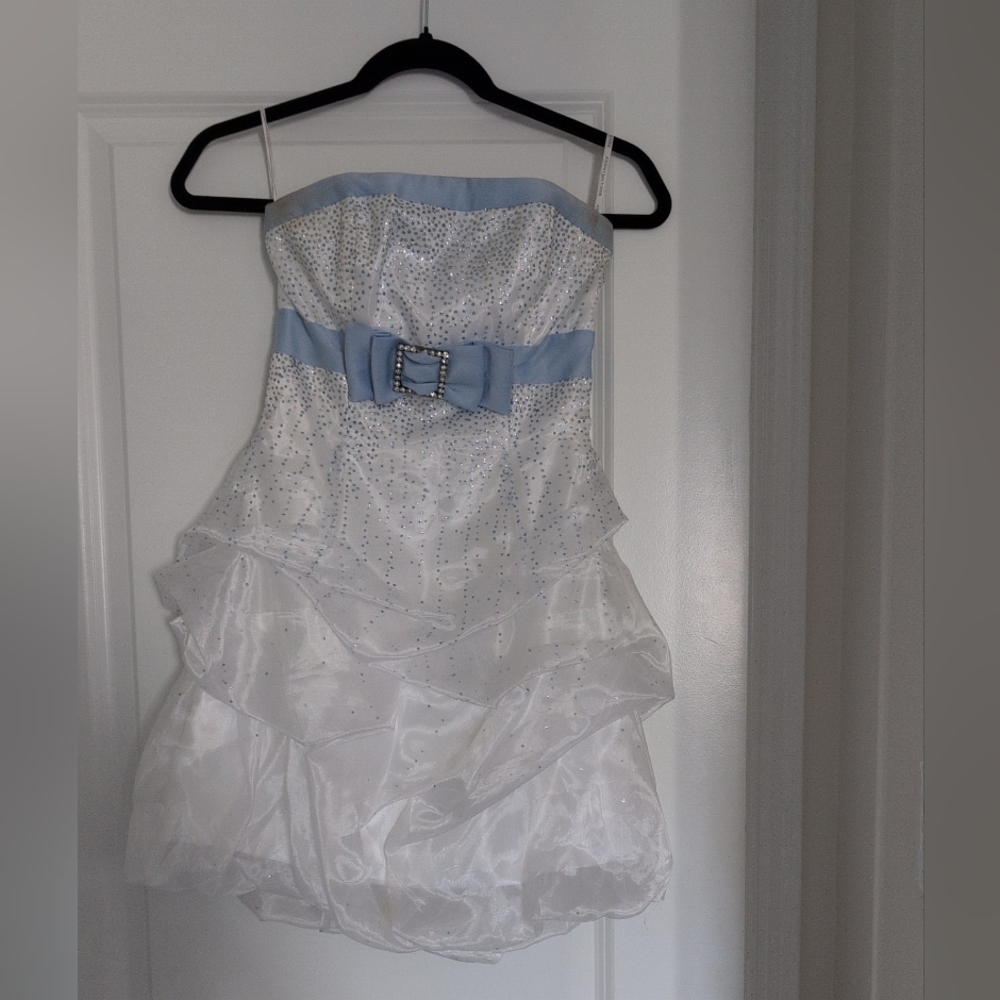 Elegant Strapless White and Blue Dress